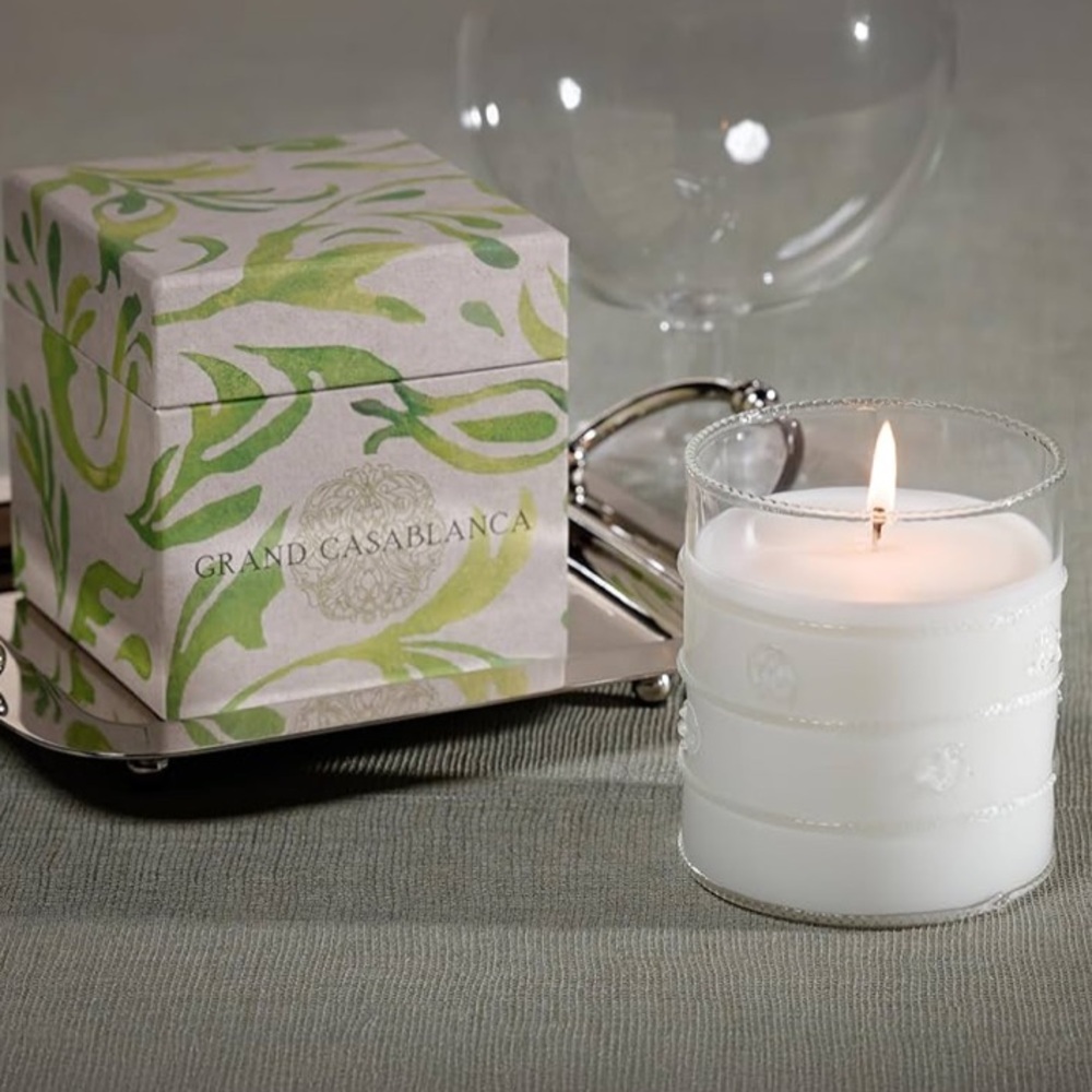 Grand Casablanca White Glass Candle - Picture 2 of 5